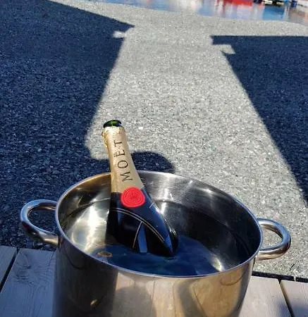 Apartman Rorbuer Båtsfjord